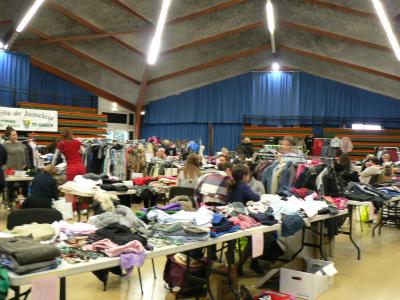 Vide-dressing comité de jumelage