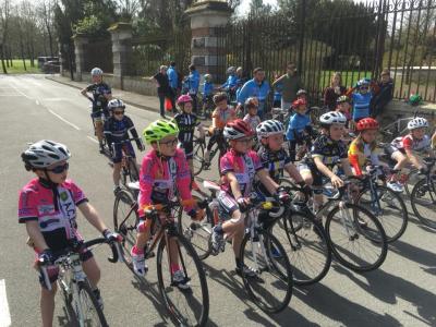 Participation des enfants de l’Ecole de Vélo au PROLOGUE PARIS-ROUBAIX 2018 le 7 avril 2018 à COMPIEGNE