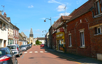 Autour de l'église d'Estrées-Saint-Denis